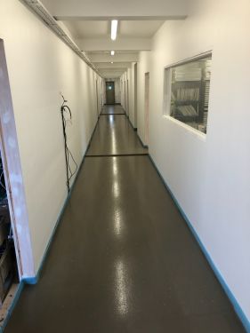Click Here To Enlarge This Photo Of Levelling Screed Over Underfloor Heating