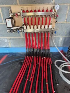 Click Here To Enlarge This Photo Of Liquid Anhydrite Screed With Underfloor Heating In Derbyshire