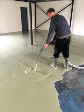 Click Here To Enlarge This Photo Of Screed To Factory Unit Refurbishment