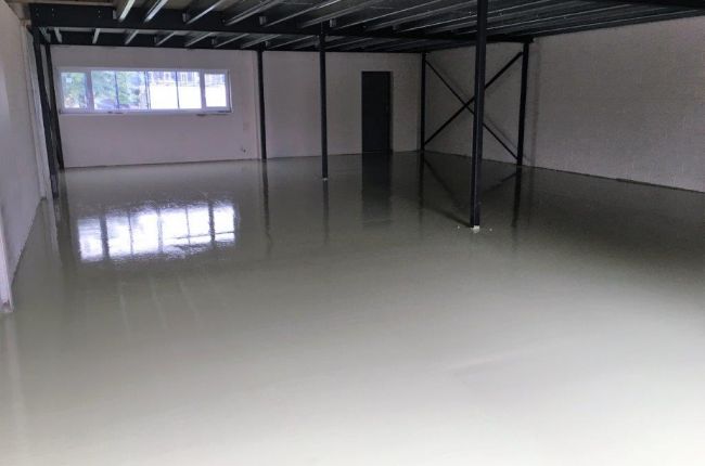Screed To Factory Unit Refurbishment