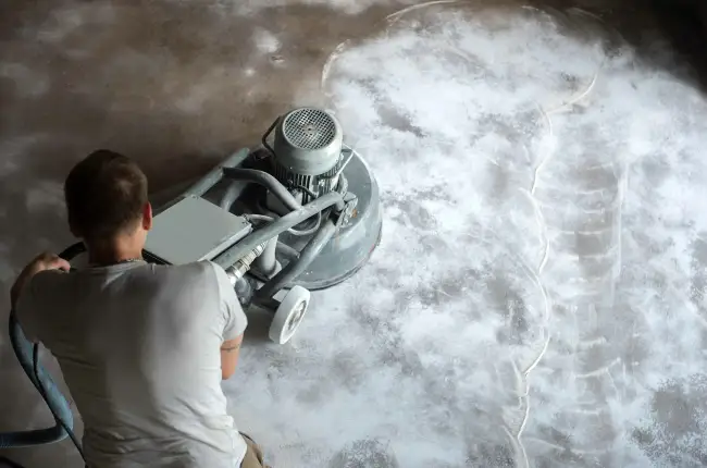 How To Prepare A Subfloor Before Screeding