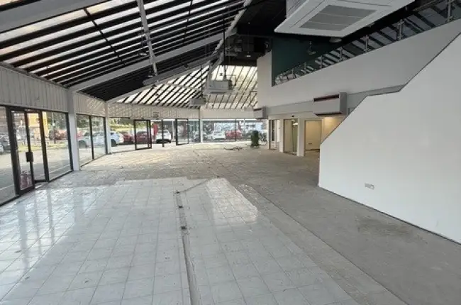 Floor Levelling & Screeding - Car Showroom Renovation In Derby